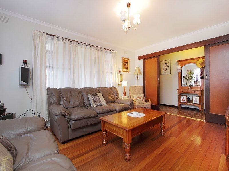 12 Malcolm Crescent, Keysborough VIC 3173