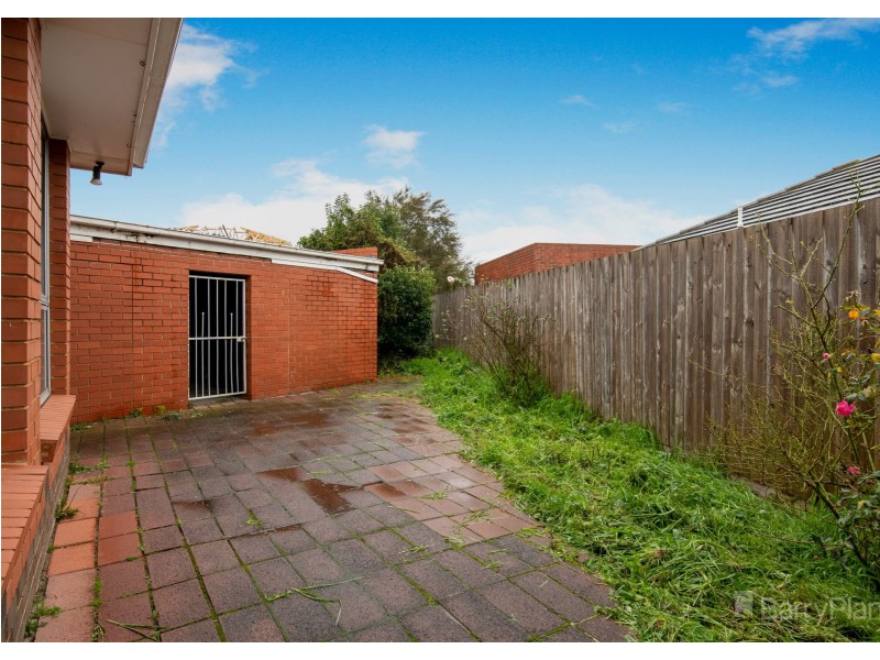 10 VISTULA CRT, Springvale South VIC 3172