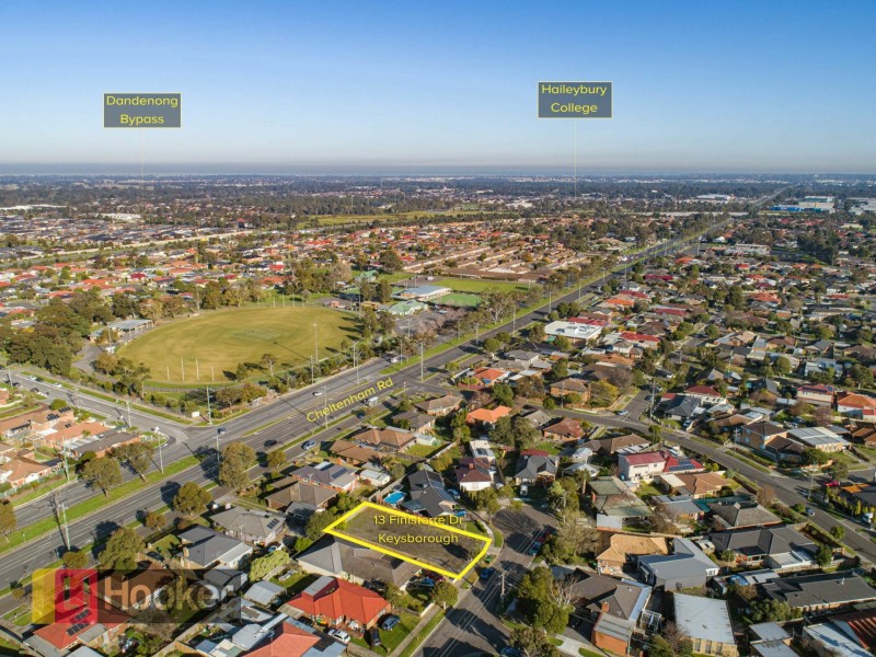 13 Finisterre Dr, Keysborough VIC 3173