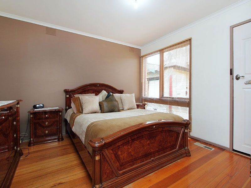 2 Leanne Crescent, Keysborough VIC 3173