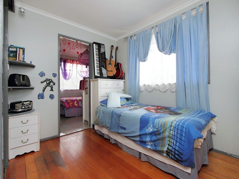 2 Leanne Crescent, Keysborough VIC 3173