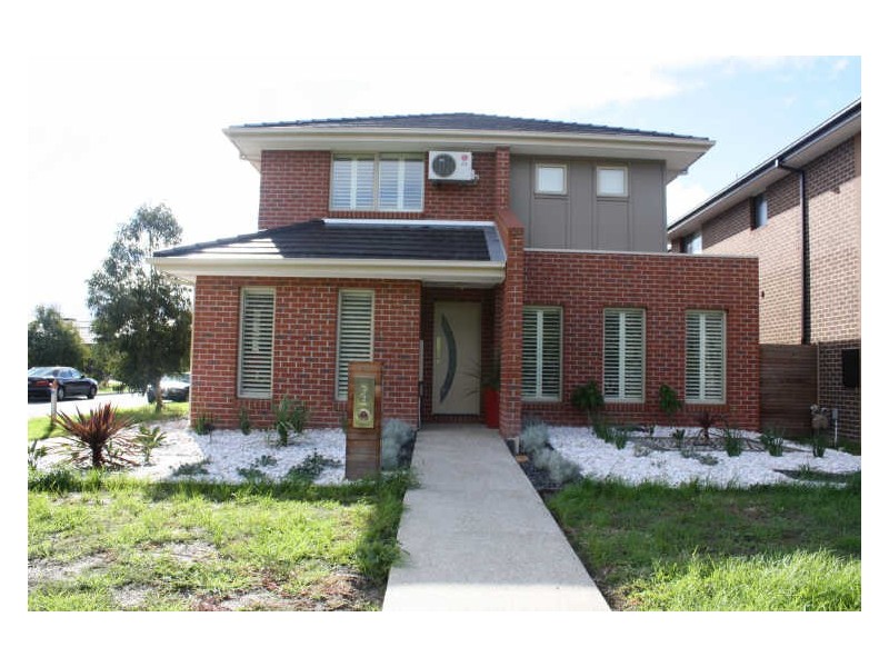 24 Greenview Terrace, Keysborough VIC 3173
