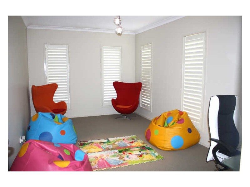 24 Greenview Terrace, Keysborough VIC 3173
