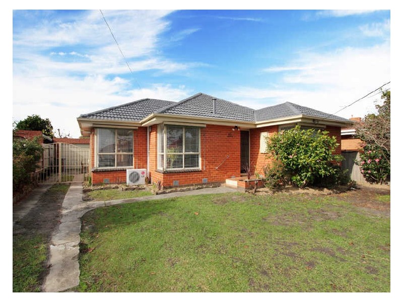 15 Mckirdy Street, Springvale VIC 3171