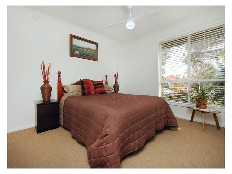 15 Mckirdy Street, Springvale VIC 3171