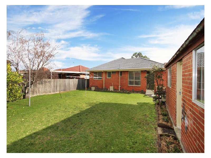 15 Mckirdy Street, Springvale VIC 3171