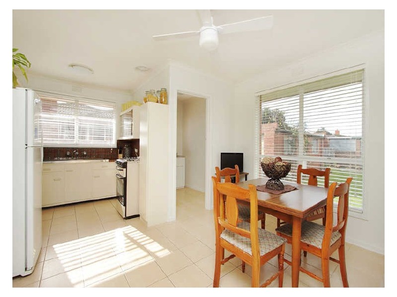 15 Mckirdy Street, Springvale VIC 3171