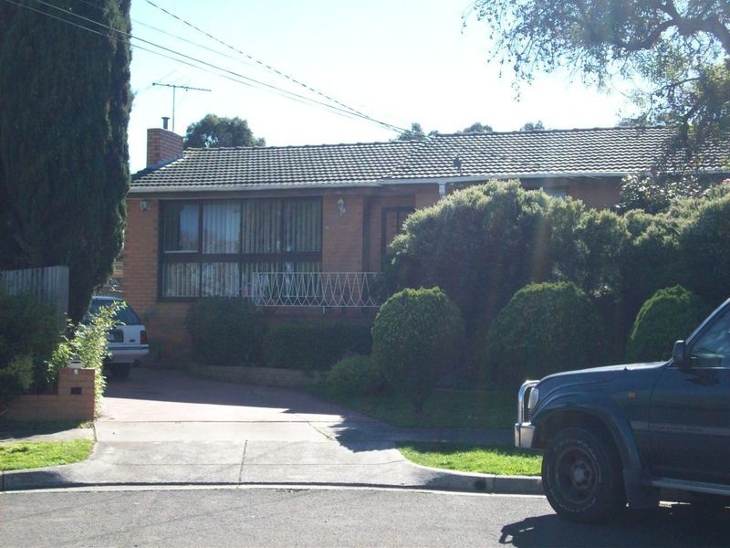 9 Bruce Court, Springvale South VIC 3172