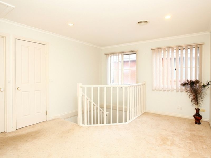 18 Emmerson Street, Keysborough VIC 3173