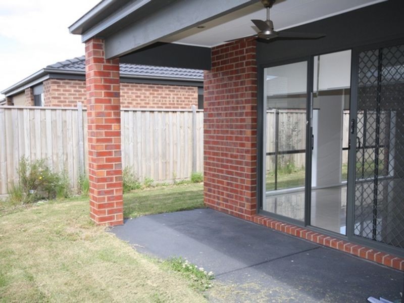 22 Boland Drive, Lyndhurst VIC 3975
