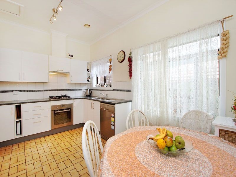 19 Glendale Road, Springvale VIC 3171