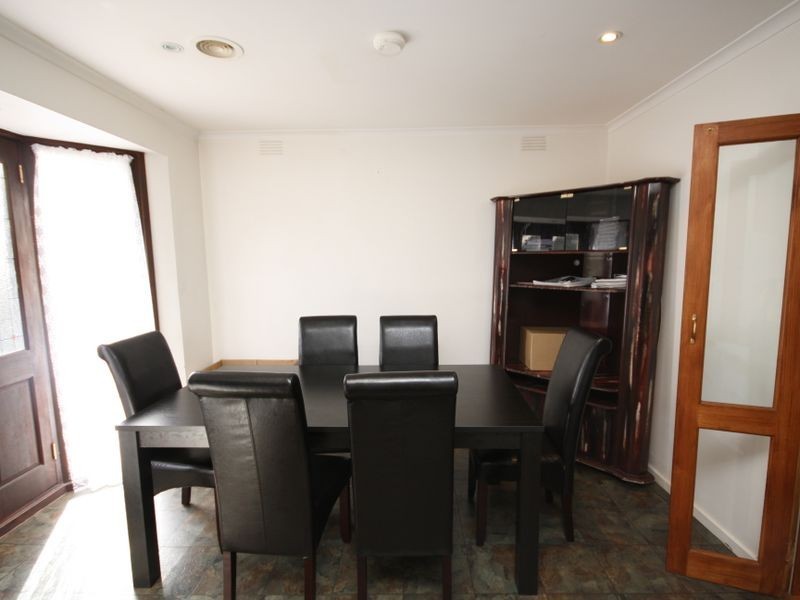 9 Serpentine Road, Keysborough VIC 3173