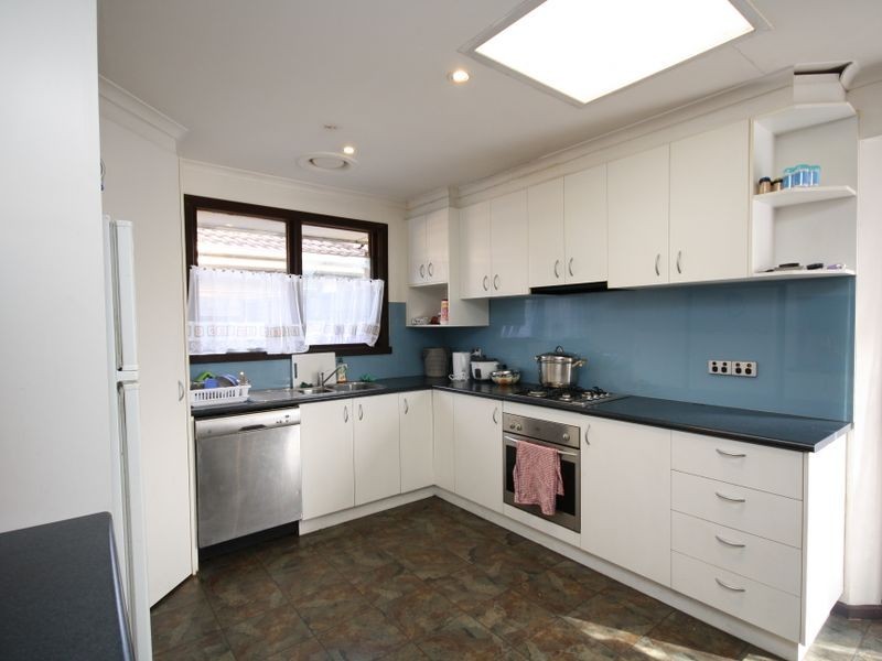 9 Serpentine Road, Keysborough VIC 3173