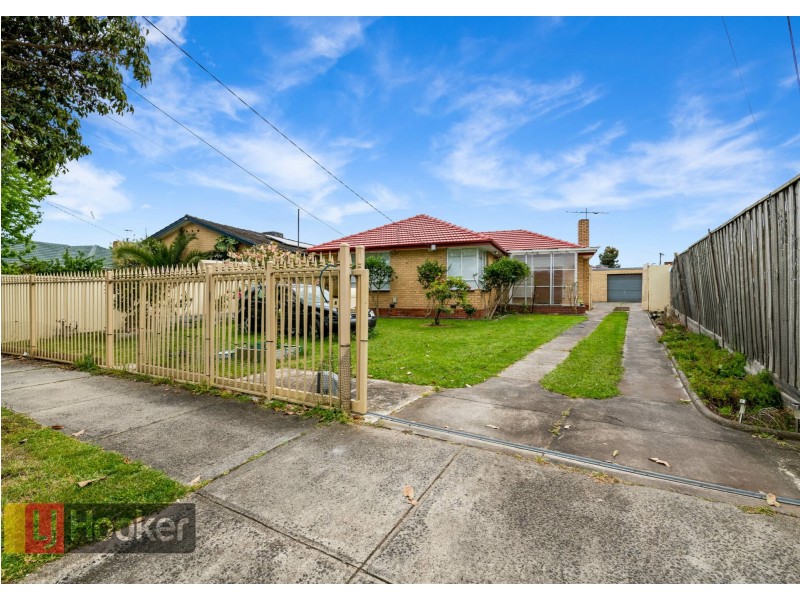 13 Parkmore rd, Keysborough VIC 3173