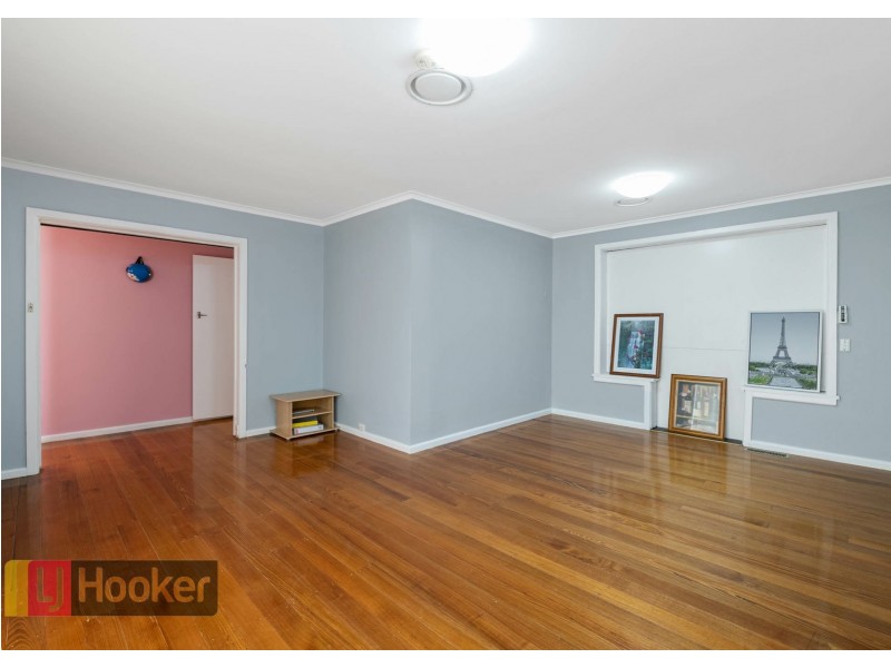 13 Parkmore rd, Keysborough VIC 3173
