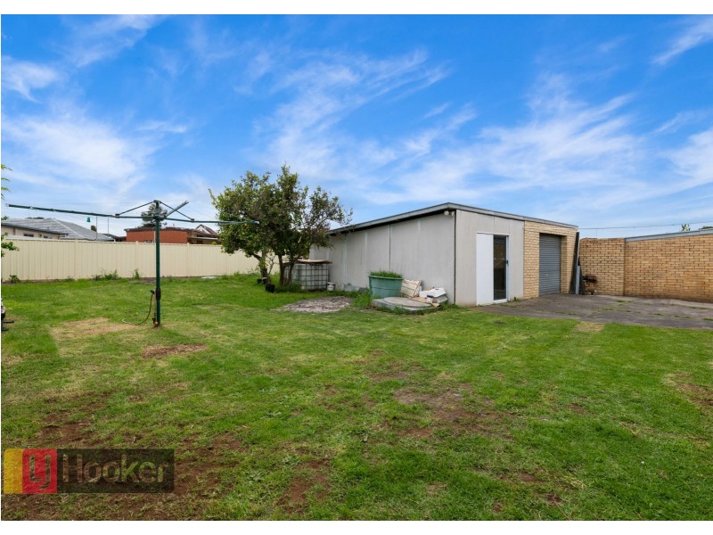 13 Parkmore rd, Keysborough VIC 3173
