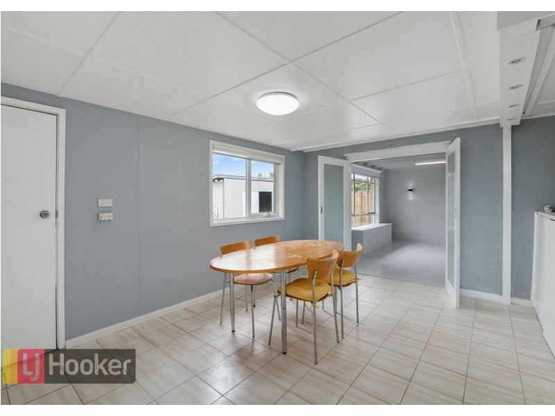 13 Parkmore rd, Keysborough VIC 3173