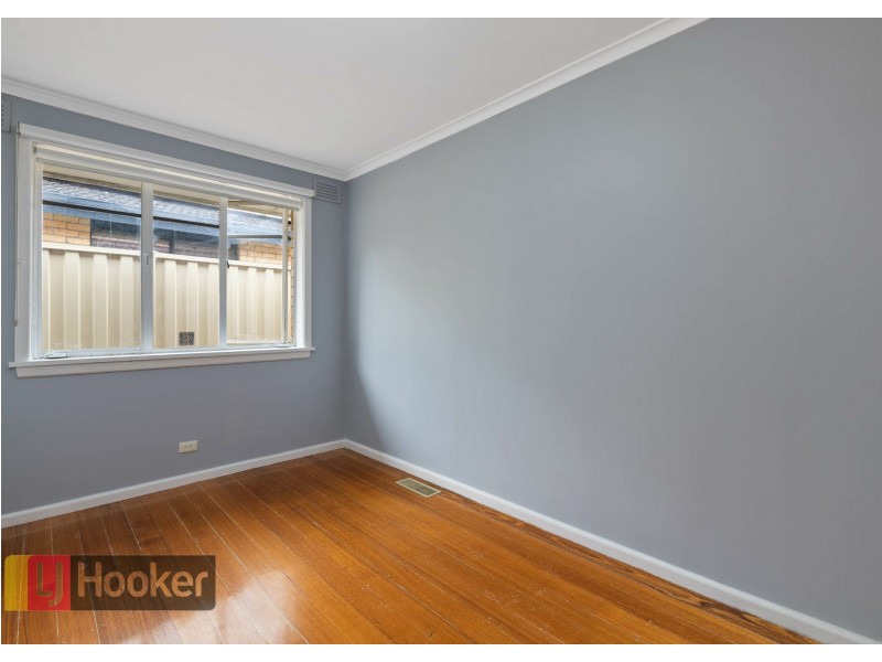 13 Parkmore rd, Keysborough VIC 3173