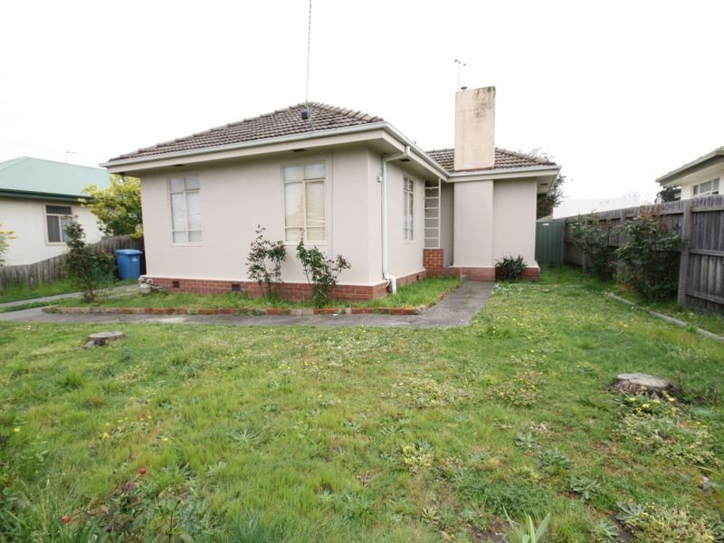 42 Union Grove, Springvale VIC 3171