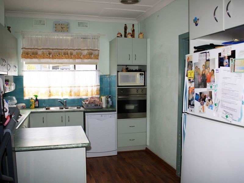 42 Union Grove, Springvale VIC 3171