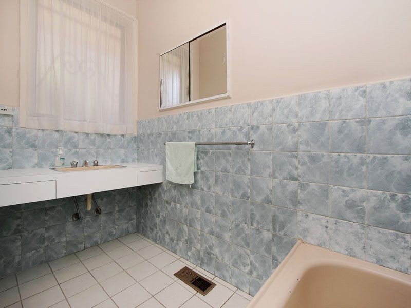 24 Medoro Grove, Mulgrave VIC 3170