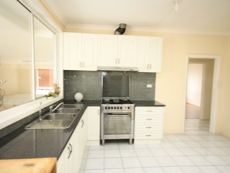 23 St James Avenue, Springvale VIC 3171