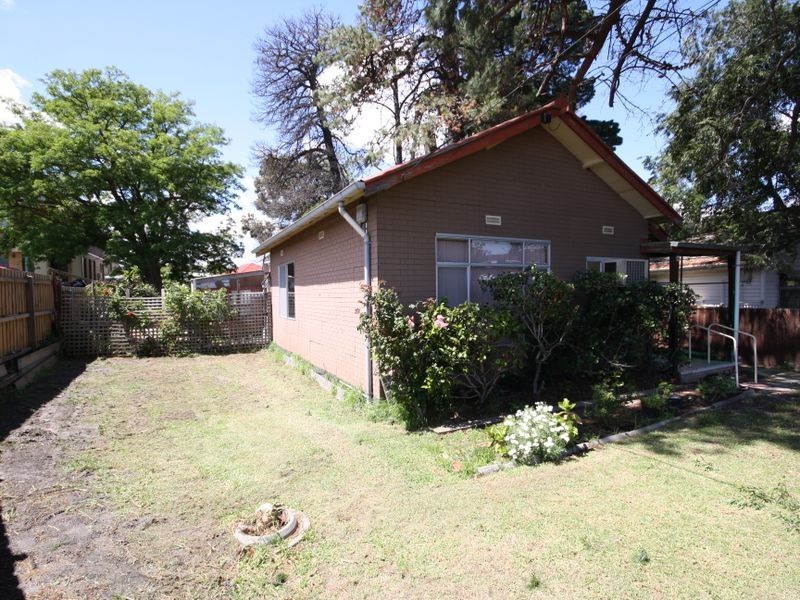 19 Moncur Avenue, Springvale VIC 3171