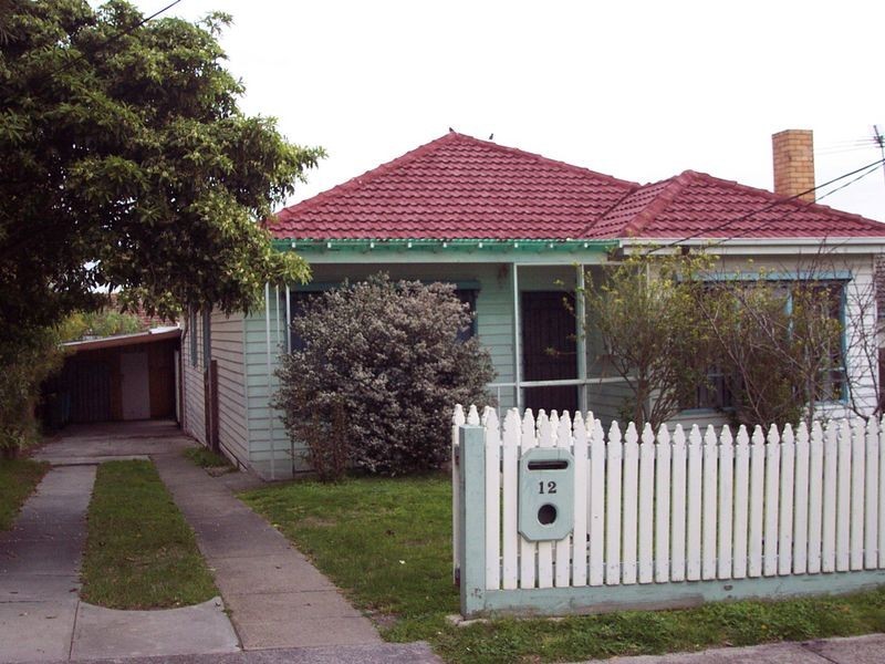 12 Elaine Court, Springvale VIC 3171