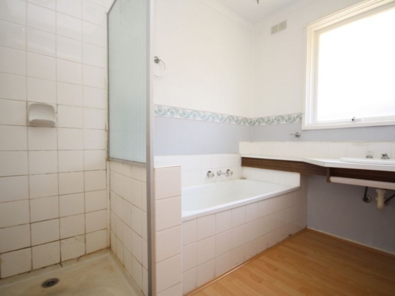 54 Wallace Road, Cranbourne VIC 3977