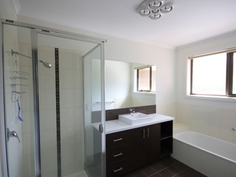 60A SHARON ROAD, Springvale South VIC 3172