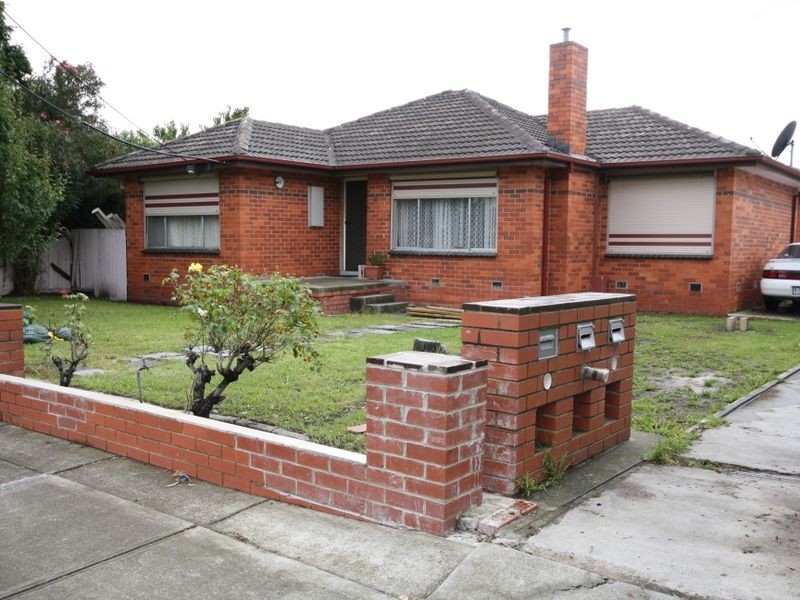 1/8 Burns Avenue, Clayton South VIC 3169