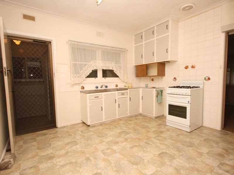 7 Whiteside Street, Springvale VIC 3171