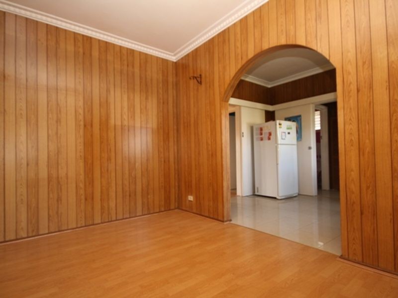 56 St James Avenue, Springvale VIC 3171