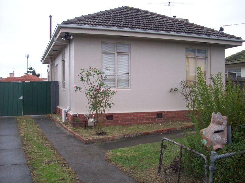 42 UNION GROVE (MELWAY 79 K10), Springvale VIC 3171