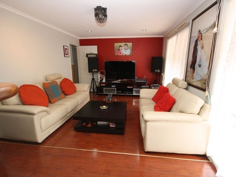 88 Waverley Park Drive, Cranbourne North VIC 3977