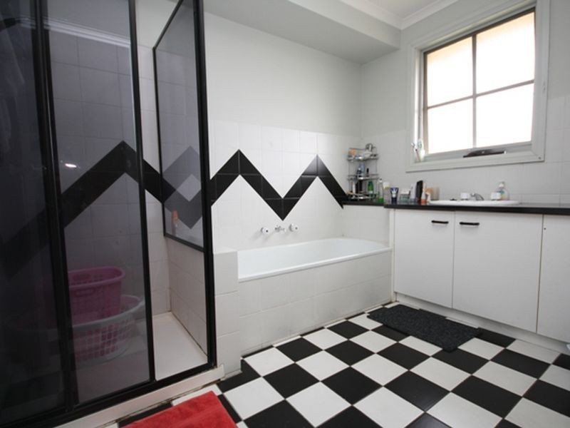 88 Waverley Park Drive, Cranbourne North VIC 3977