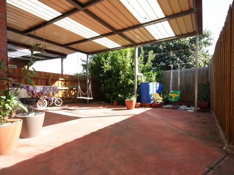 1/72 Victoria Court, Springvale VIC 3171