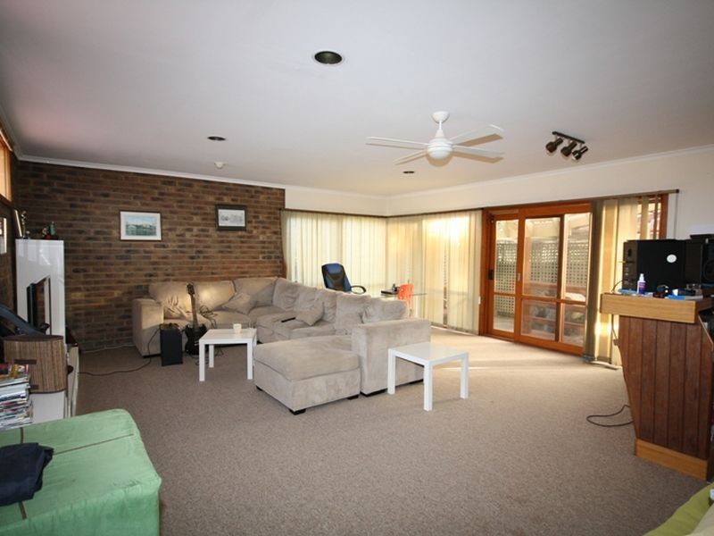 40 First Ave, Dandenong North VIC 3175