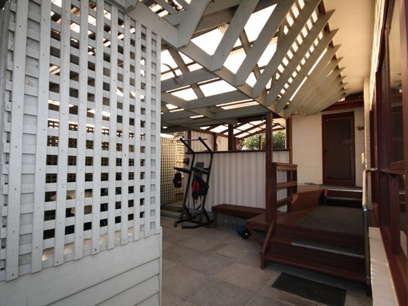 40 First Ave, Dandenong North VIC 3175