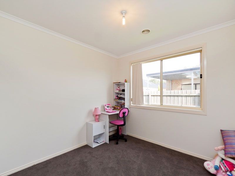 35 Astley Wynd, Lynbrook VIC 3975