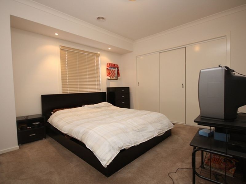 8/42 Liege Avenue, Noble Park VIC 3174