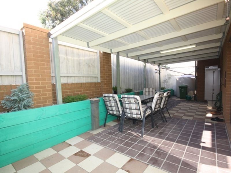 8/42 Liege Avenue, Noble Park VIC 3174
