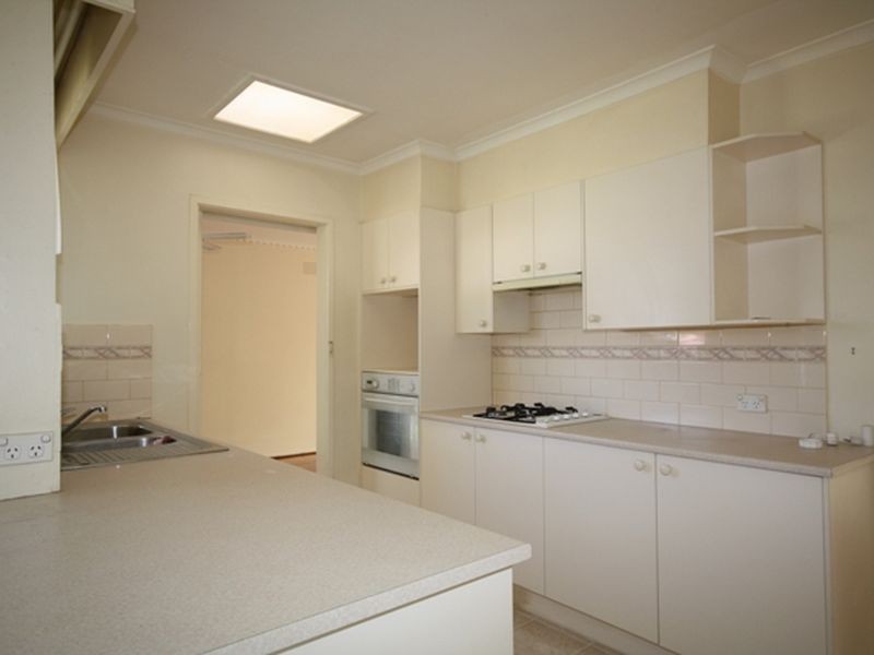 32 Glassford Avenue, Springvale South VIC 3172