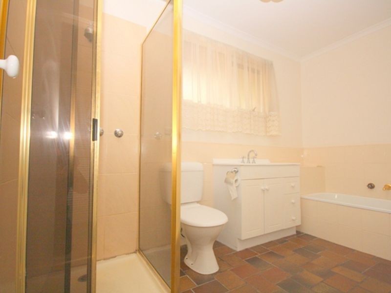 68 SANTA ROSA BLVD, Doncaster East VIC 3109