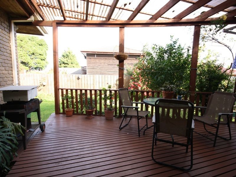 2 CHISHOLM CT, Springvale South VIC 3172