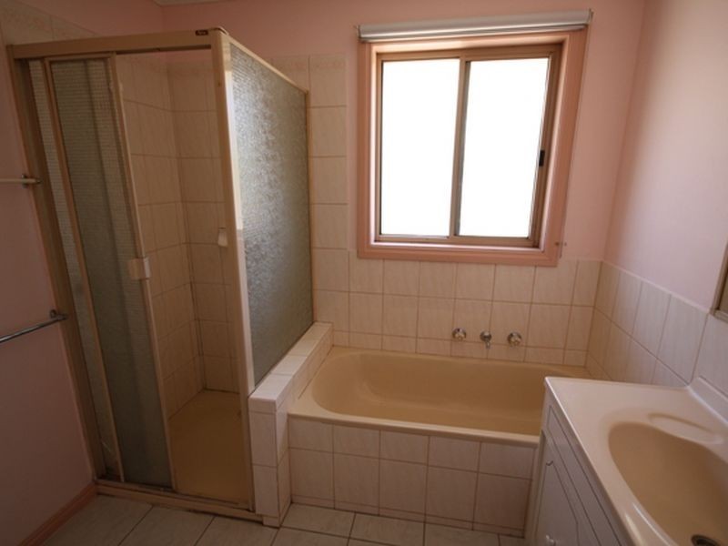 1/21 Princess Avenue, Springvale VIC 3171