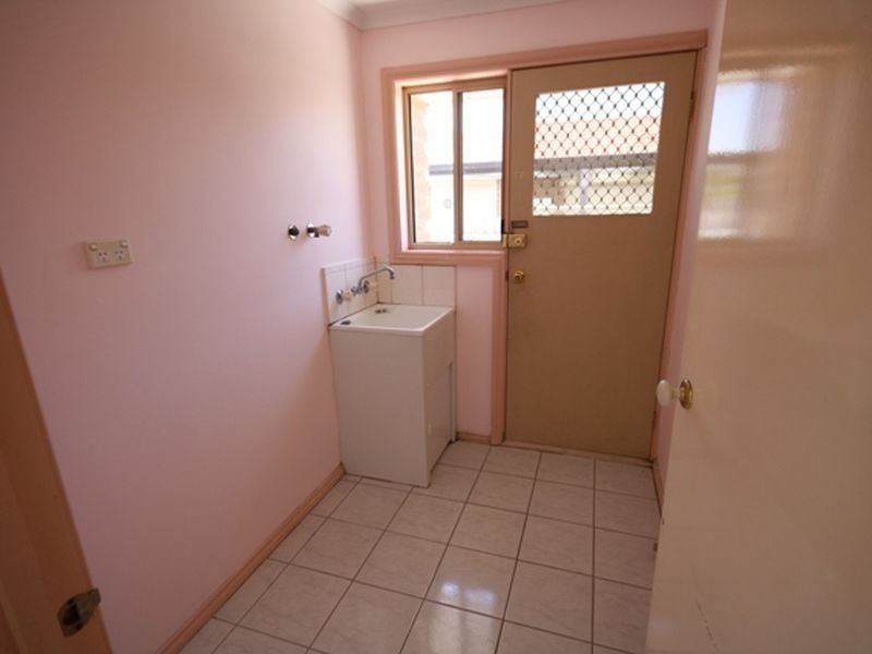 1/21 Princess Avenue, Springvale VIC 3171