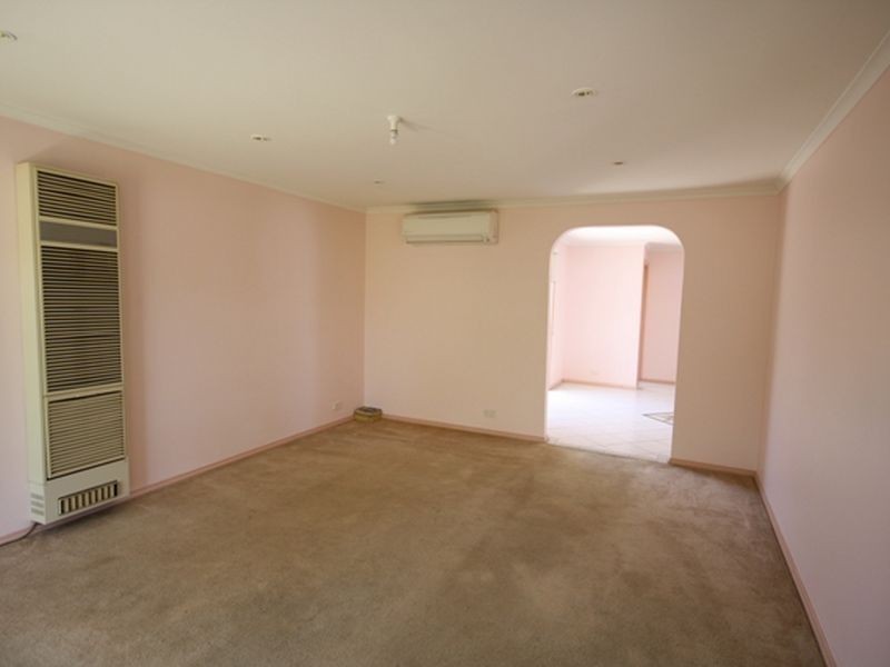 1/21 Princess Avenue, Springvale VIC 3171