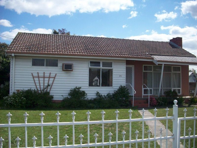 25 Woodward Street, Springvale VIC 3171