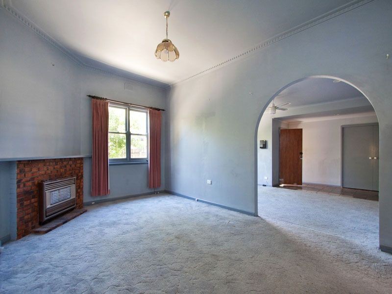 3 Wilma Avenue, Dandenong VIC 3175